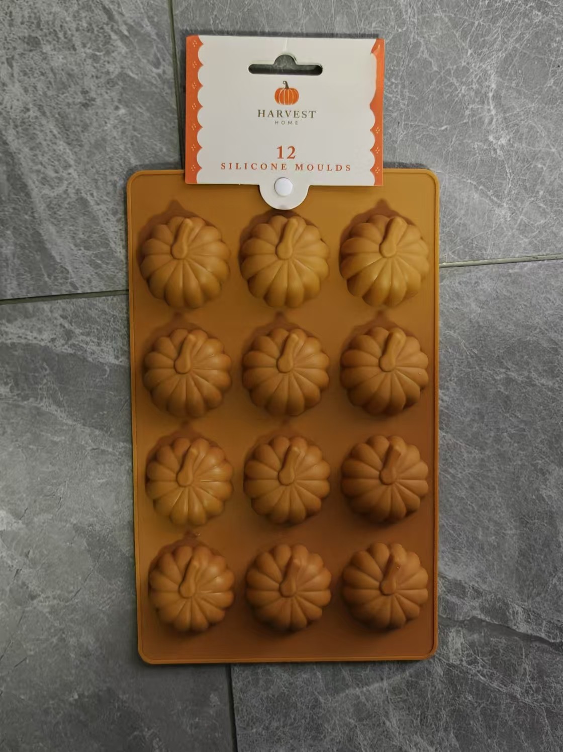 pine cake mold